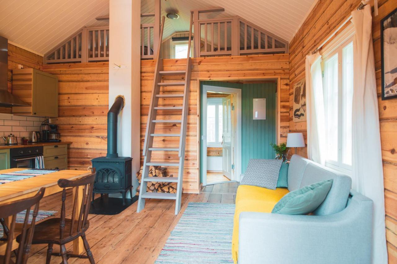 Braennskaer Cottages & Glamping بارجاس المظهر الخارجي الصورة