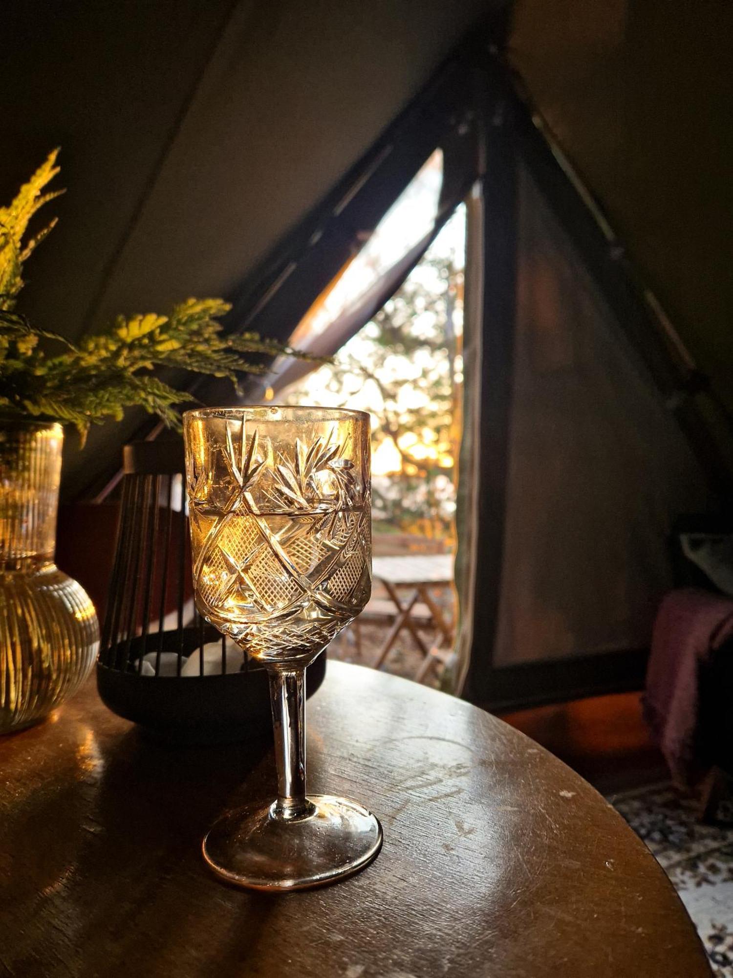 Braennskaer Cottages & Glamping بارجاس المظهر الخارجي الصورة
